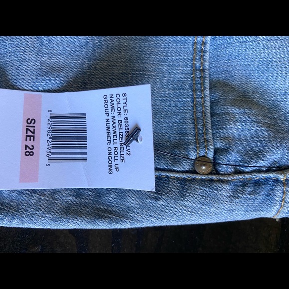 Jessica’s Simpson Maxwell Bermuda Denim Jean Short - Picture 7 of 7